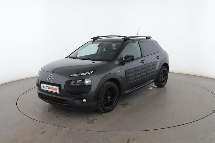 Usado Citroën C4 Cactus Feel 92 CV (67 kW) 2015 Gris Utilitario