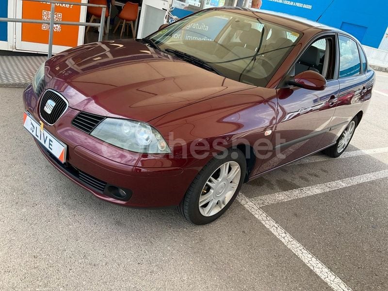 Granate Usado 2004 Seat Cordoba Stylance Berlina | 3799 € (Precio justo) - Imagen 1/4