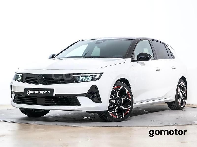Blanco Usado 2024 Opel Astra Berlina | 21.490 € (Precio justo) - Imagen 1/4