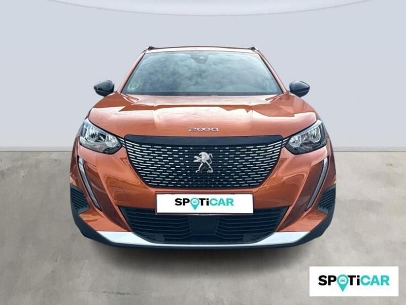 Usado Peugeot 2008 Allure 101 CV (74 kW) 2023 Naranja SUV