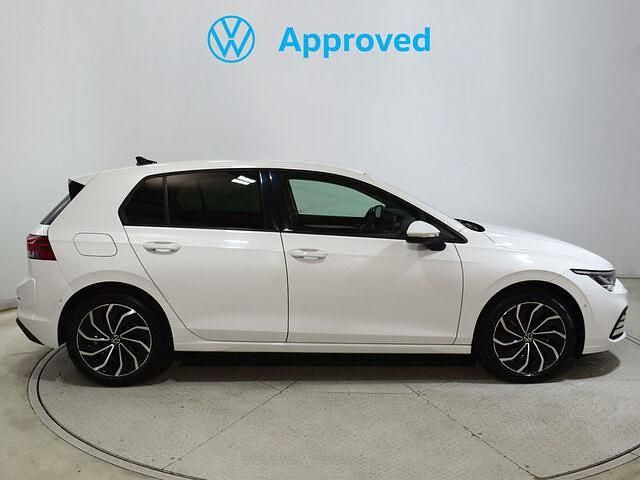 Usado VW Golf VIII Life 110 CV (80 kW) 2021 Blanco