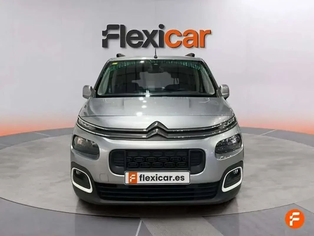 Usado Citroën Berlingo Feel 110 CV (80 kW) 2020 Gris Monovolumen