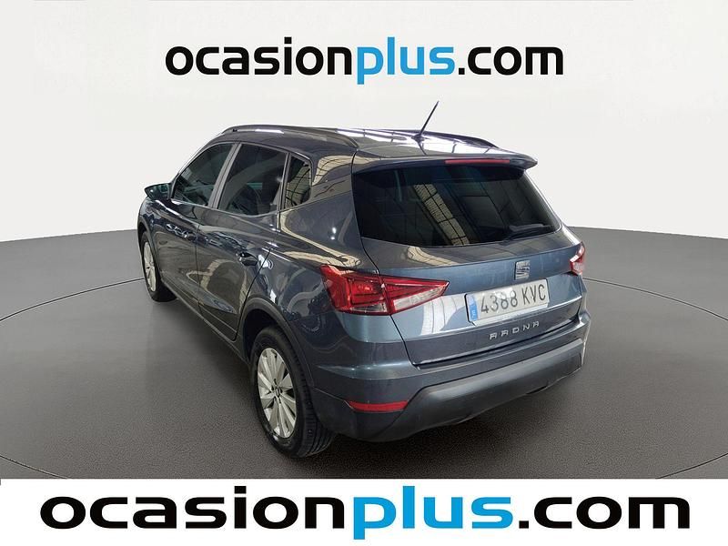 Usado Seat Arona Ecomotive 95 CV (69 kW) 2019 Gris SUV