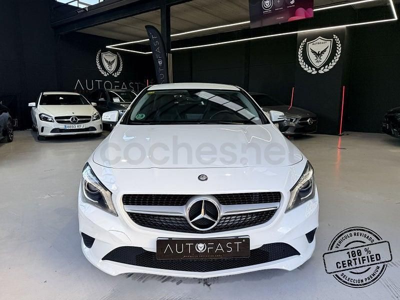 Usado Mercedes CLA220 177 CV (130 kW) 2016 Blanco Berlina