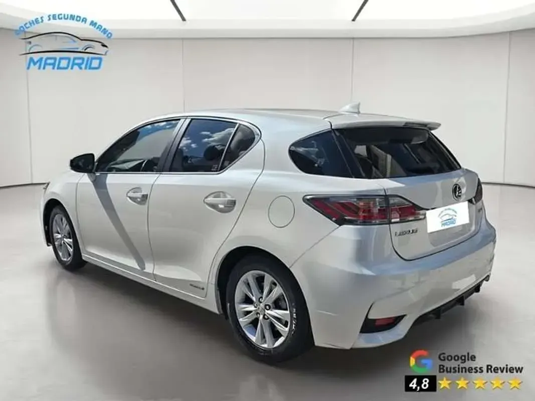 Usado Lexus CT200h 136 CV (100 kW) 2015 Blanco Utilitario