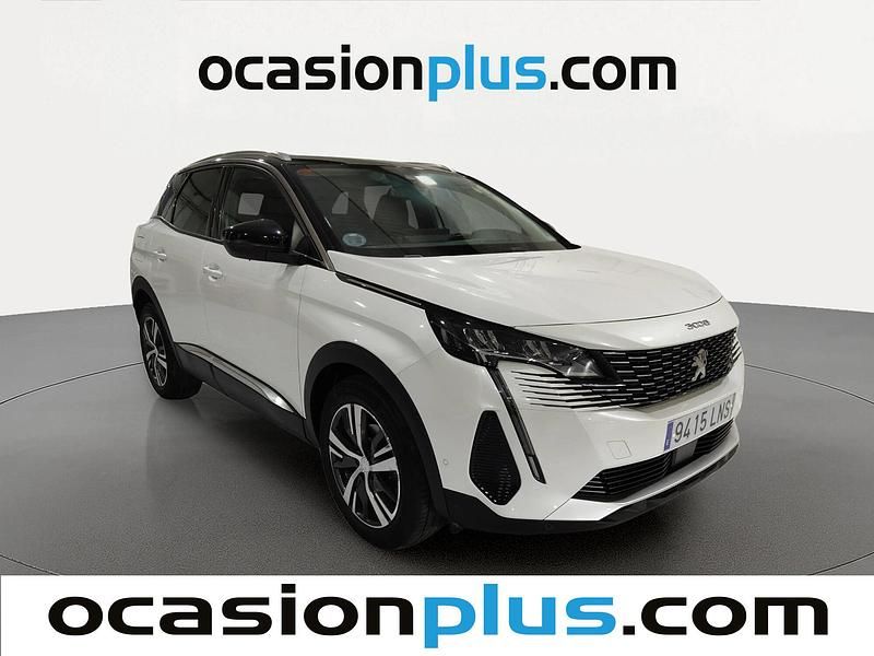 Usado Peugeot 3008 Allure 130 CV (95 kW) 2021 Blanco SUV