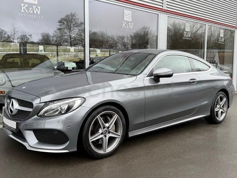 Usado Mercedes C220 170 CV (125 kW) 2018 Gris Coupe