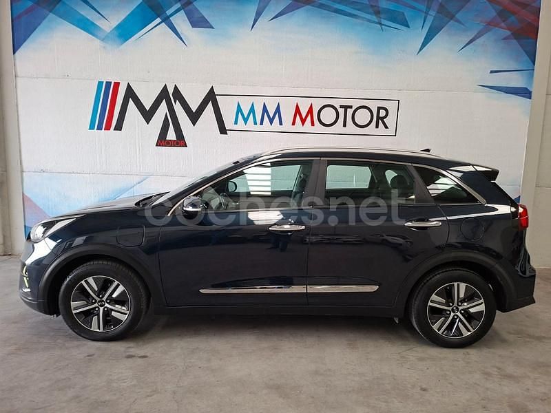 Usado Kia Niro 141 CV (103 kW) 2021 Azul SUV