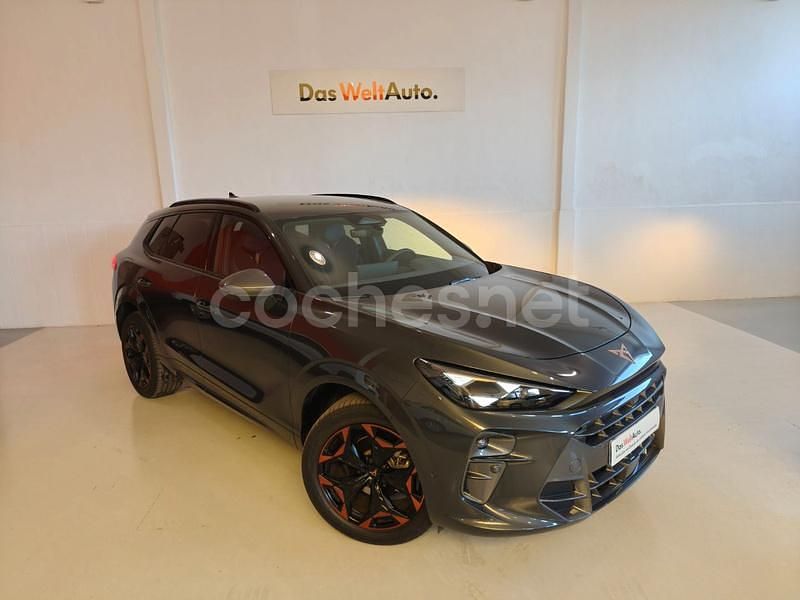 Gris / plata Usado 2025 Cupra Terramar SUV | 39.800 € (Precio justo) - Imagen 1/4