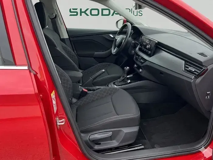 Usado Skoda Scala Ambition 150 CV (110 kW) 2020 Rojo Utilitario