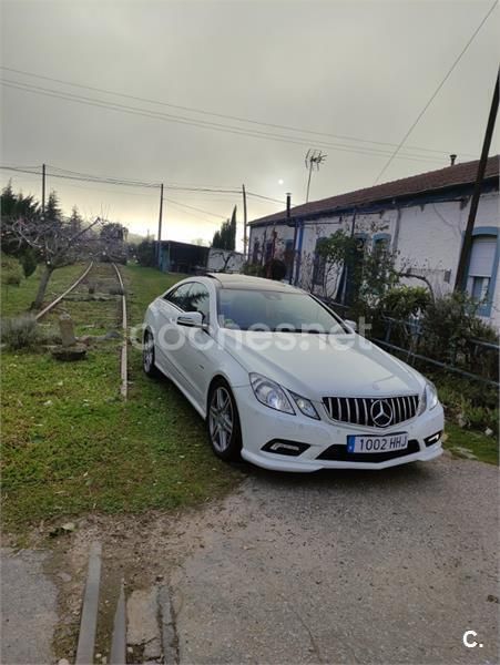 Blanco Usado 2011 Mercedes E250 Coupe | 14.500 € (Caro) - Imagen 1/4