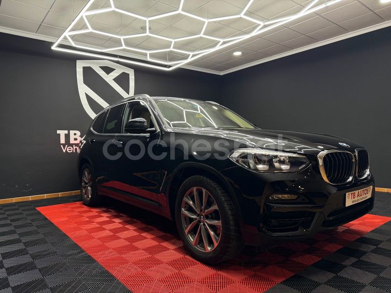 Negro Usado 2021 BMW X3 Advantage SUV | 32.700 € (Caro) - Imagen 1/4