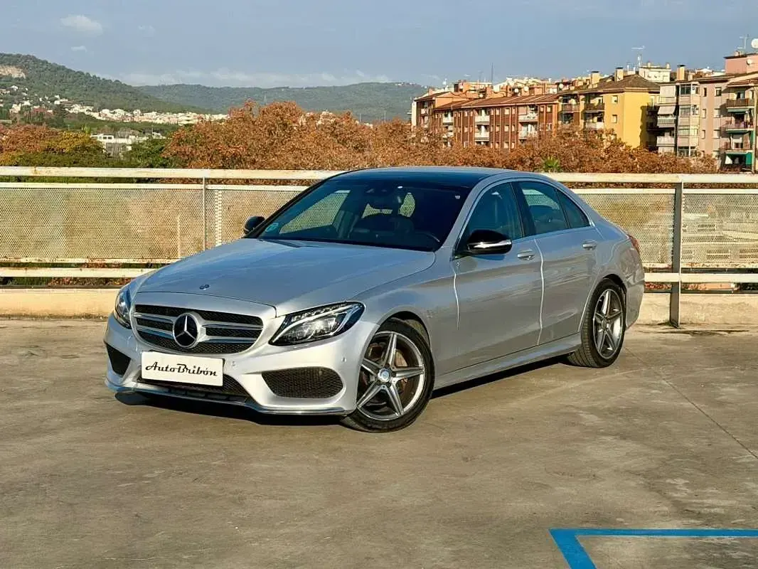 Usado Mercedes C220 Elegance 170 CV (125 kW) 2014 Plateado Berlina