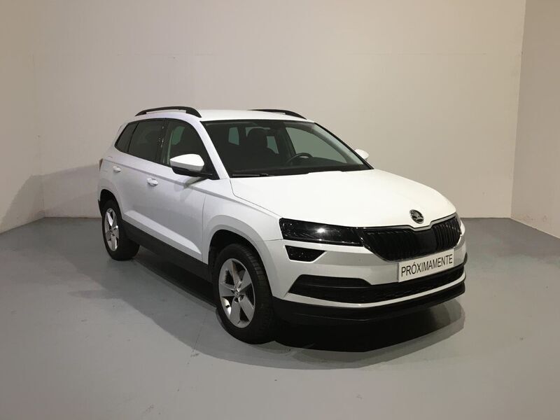 Blanco Usado 2021 Skoda Karoq Ambition SUV | 26.900 € (Caro) - Imagen 1/3