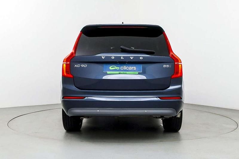 Usado Volvo XC90 Momentum 235 CV (172 kW) 2021 Azul SUV