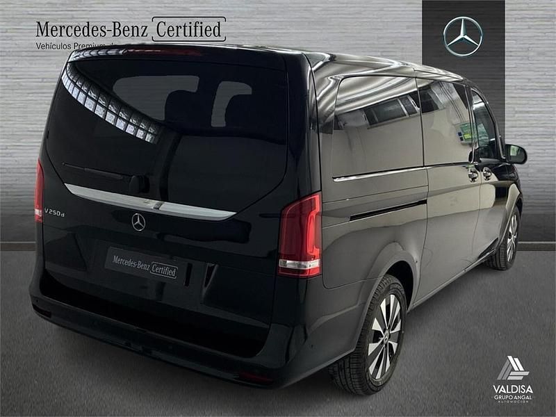 Usado Mercedes V250 190 CV (139 kW) 2023 Negro Monovolumen