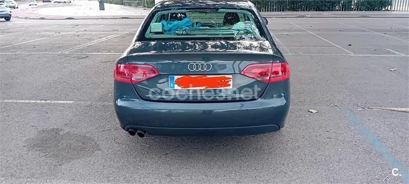 Usado Audi A4 143 CV (105 kW) 2008 Azul Berlina