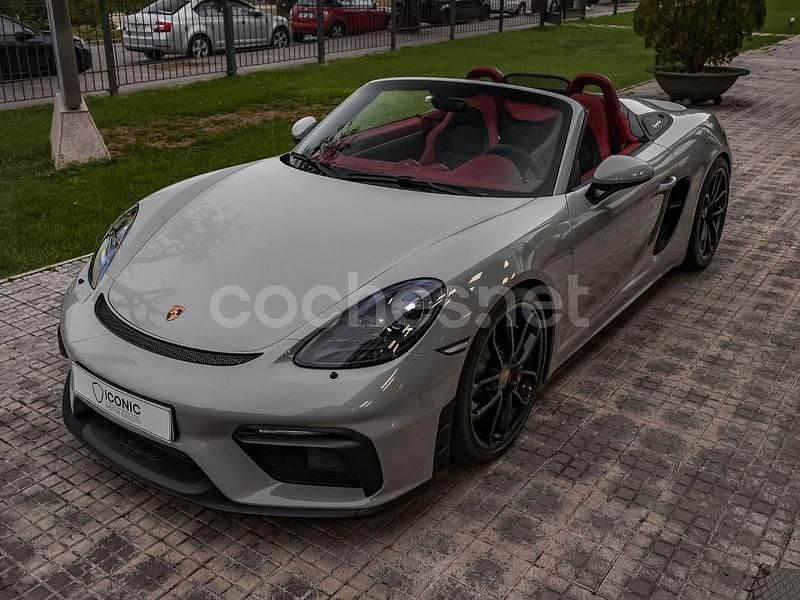 Usado Porsche Boxster Spyder 420 CV (308 kW) 2022 Gris / plata Descapotable