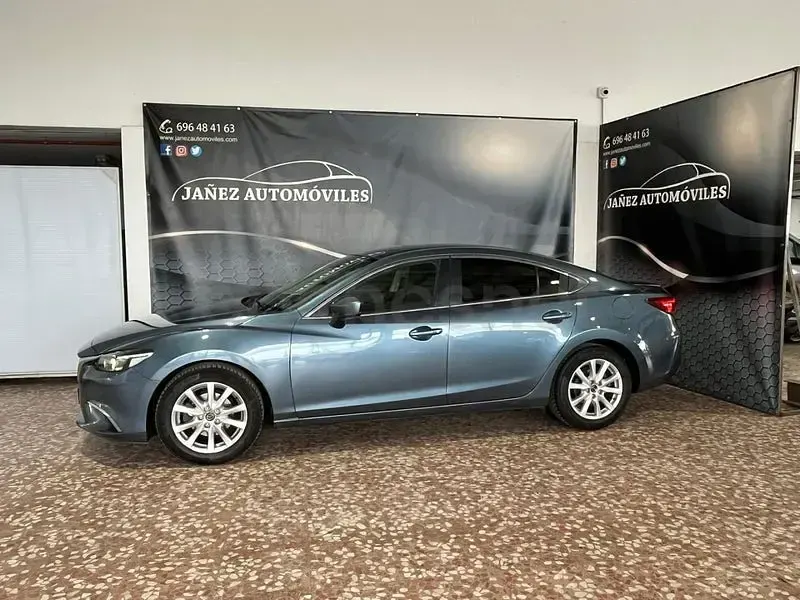Usado Mazda 6 Style 145 CV (106 kW) 2017 Azul Berlina