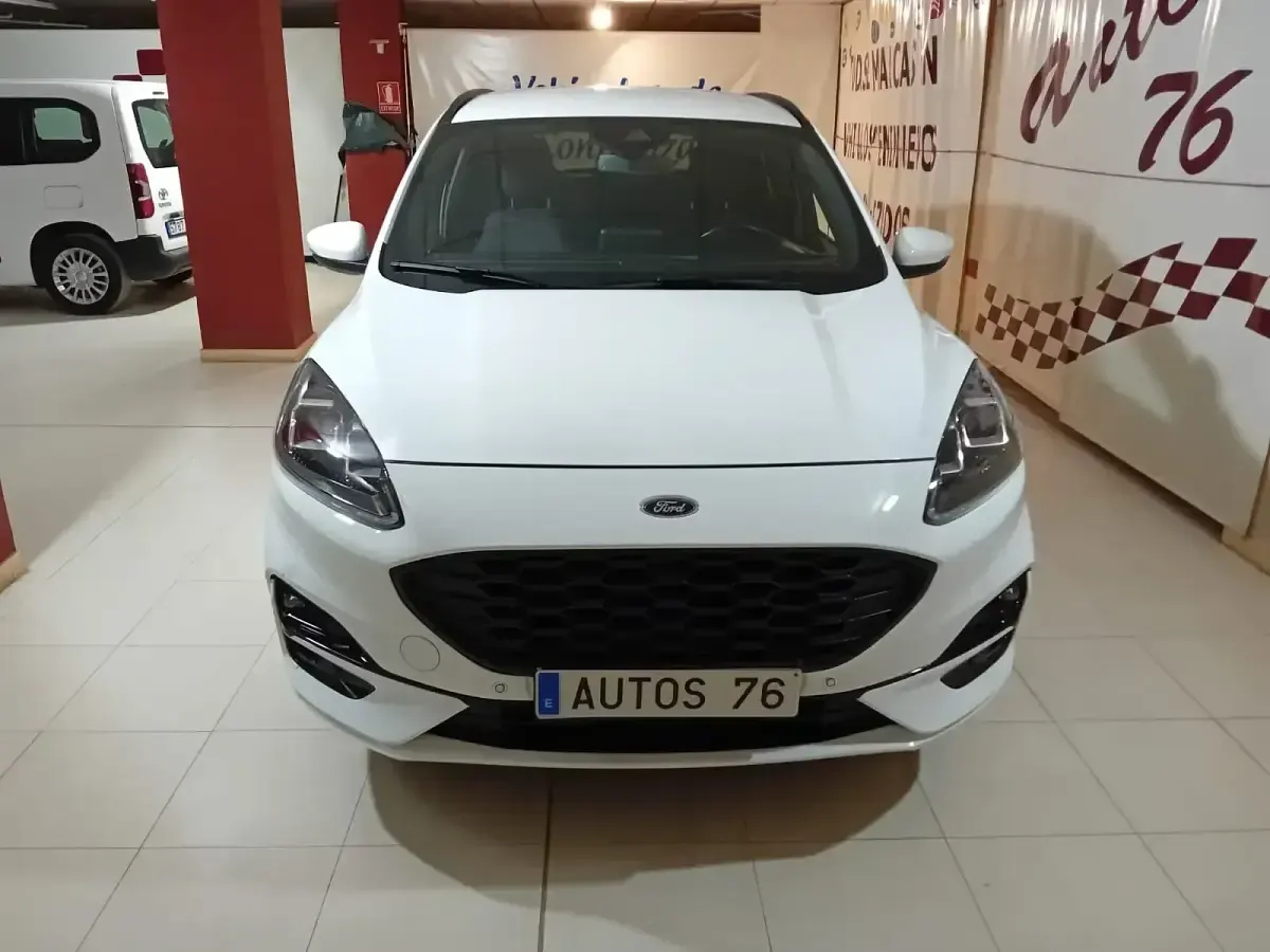 Usado Ford Kuga ST-Line 120 CV (88 kW) 2022 Blanco SUV