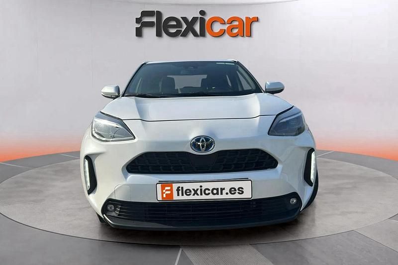 Usado Toyota Yaris Hybrid Active 116 CV (85 kW) 2024 Blanco