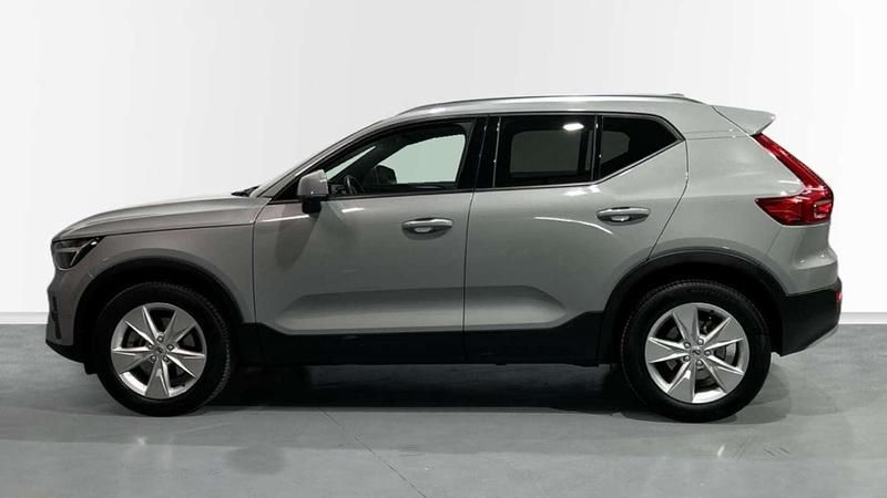 Usado Volvo XC40 Core 163 CV (119 kW) 2024 Gris SUV