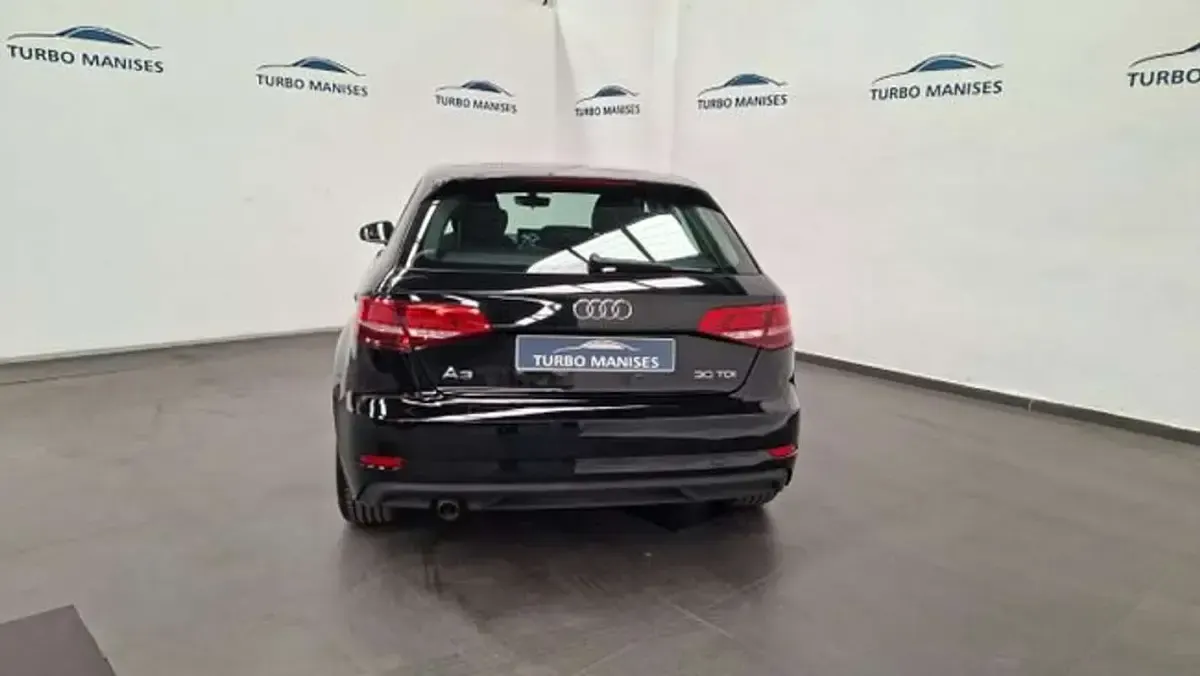 Usado Audi A3 Sportback Premium 116 CV (85 kW) 2020 Negro Utilitario