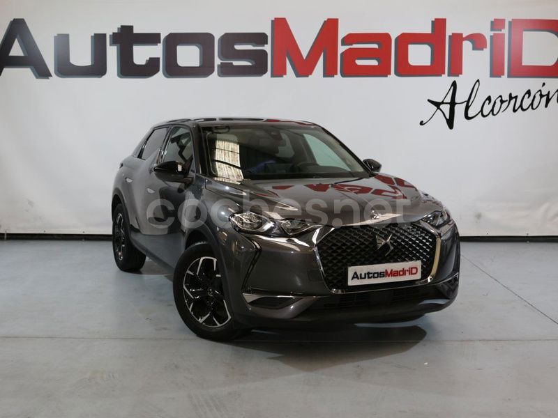 Gris / plata Usado 2021 DS Automobiles DS3 Crossback So Chic SUV | 15.490 € (Precio justo) - Imagen 1/4