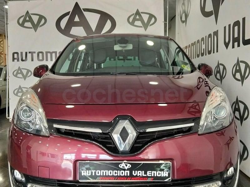 Usado Renault Grand Scénic III Dynamique 110 CV (80 kW) 2013 Granate Monovolumen