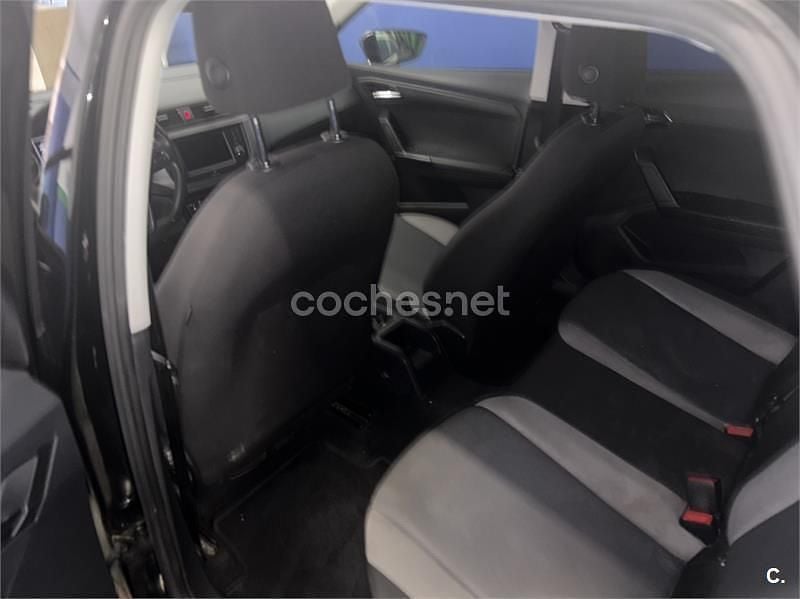 Usado Seat Ibiza Style Plus 80 CV (58 kW) 2019 Negro Utilitario