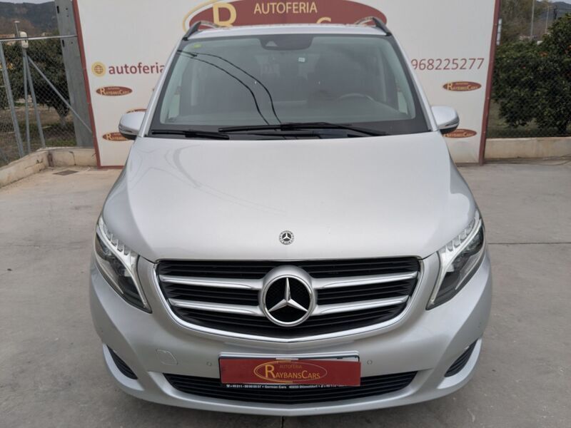 Usado Mercedes V250 Exclusive 190 CV (139 kW) 2019 Gris Monovolumen