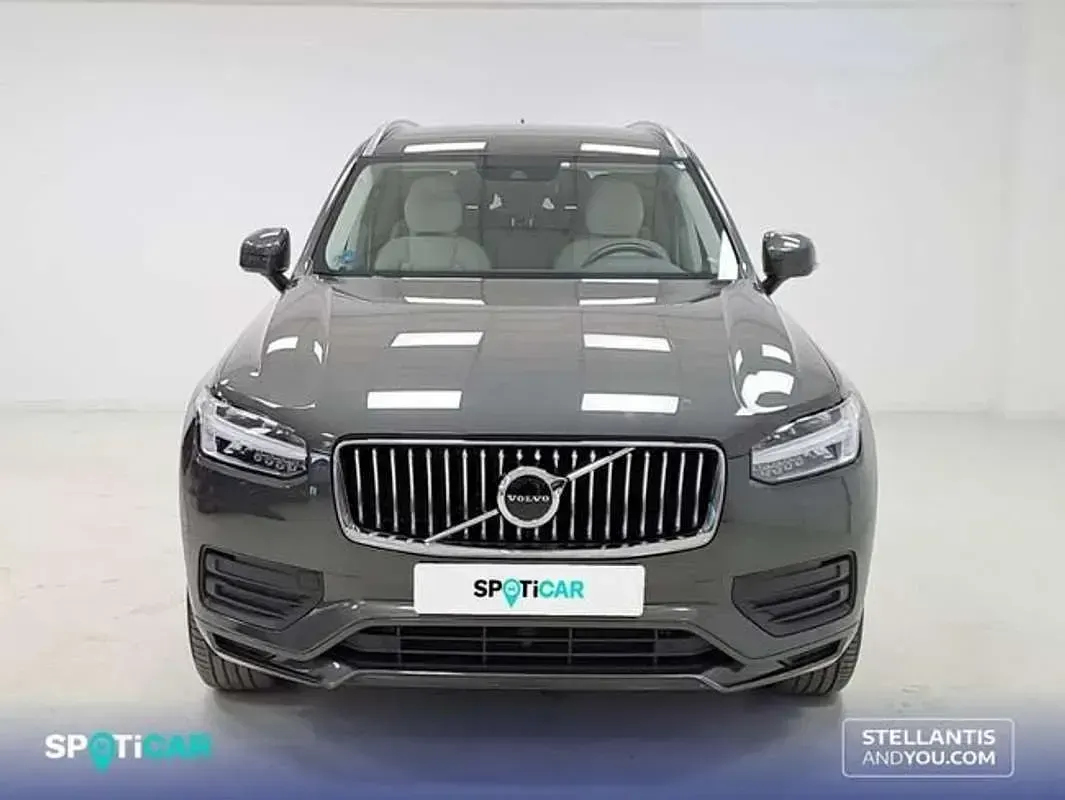 Usado Volvo XC90 Momentum 235 CV (172 kW) 2022 Negro SUV