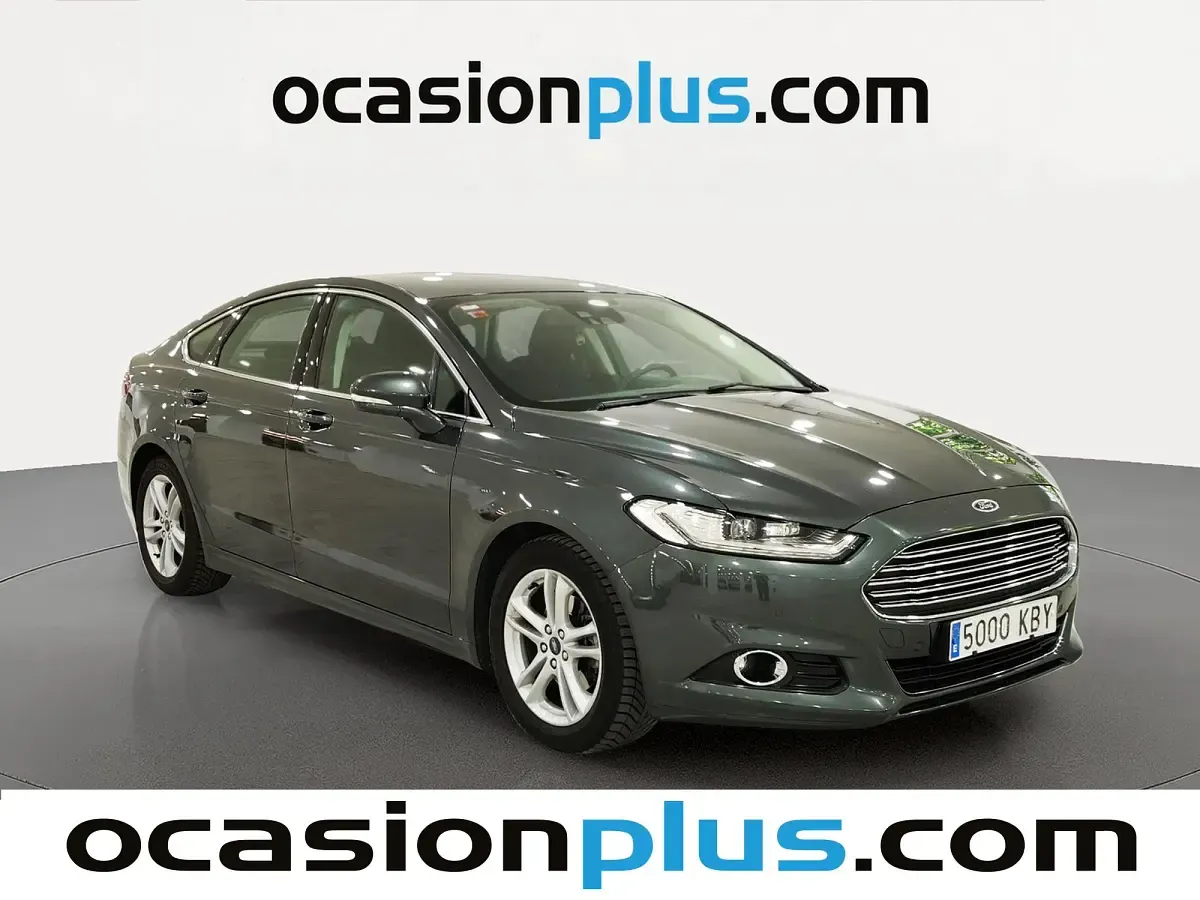 Usado Ford Mondeo Titanium 160 CV (117 kW) 2017 Gris Berlina