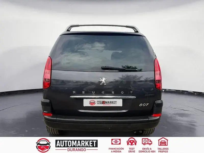 Usado Peugeot 807 136 CV (100 kW) 2006 Negro Monovolumen