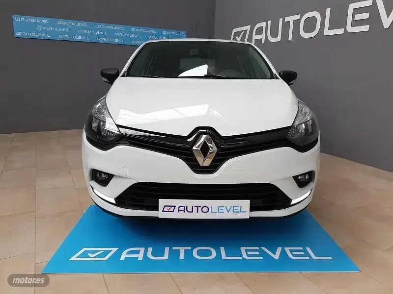 Usado Renault Clio Business 75 CV (55 kW) 2019 Blanco