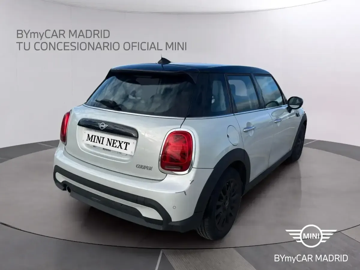 Usado Mini Cooper 136 CV (100 kW) 2022 Gris / plata Utilitario
