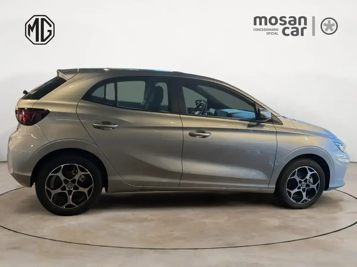 Usado MG MG3 Comfort 195 CV (143 kW) 2024 Gris Utilitario