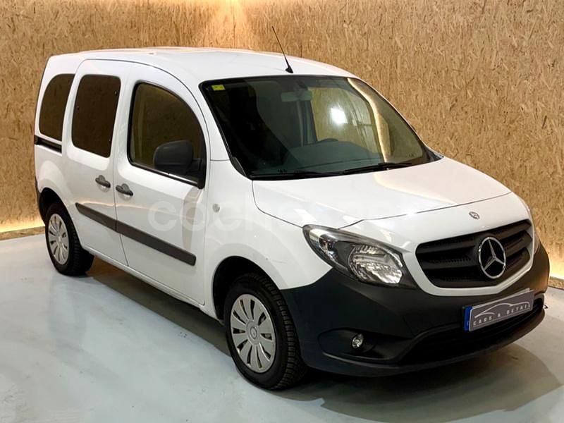 Blanco Usado 2019 Mercedes Citan 111 Familiar | 13.990 € (Precio justo) - Imagen 1/4