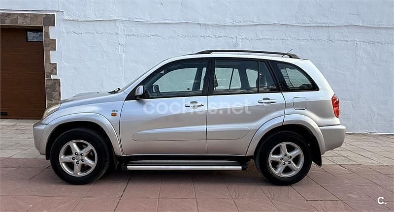 Usado Toyota RAV4 Sol 116 CV (85 kW) 2003 Gris / plata SUV