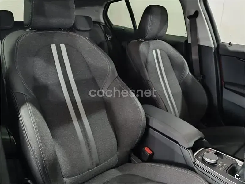 Usado BMW 116 Comfort Edition 116 CV (85 kW) 2020 Rojo Utilitario