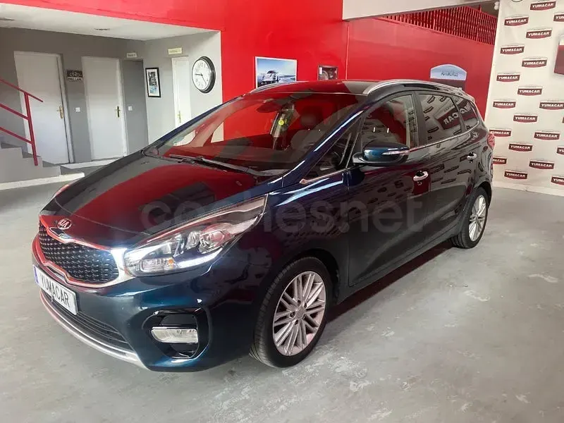 Usado Kia Carens 141 CV (103 kW) 2017 Azul Monovolumen