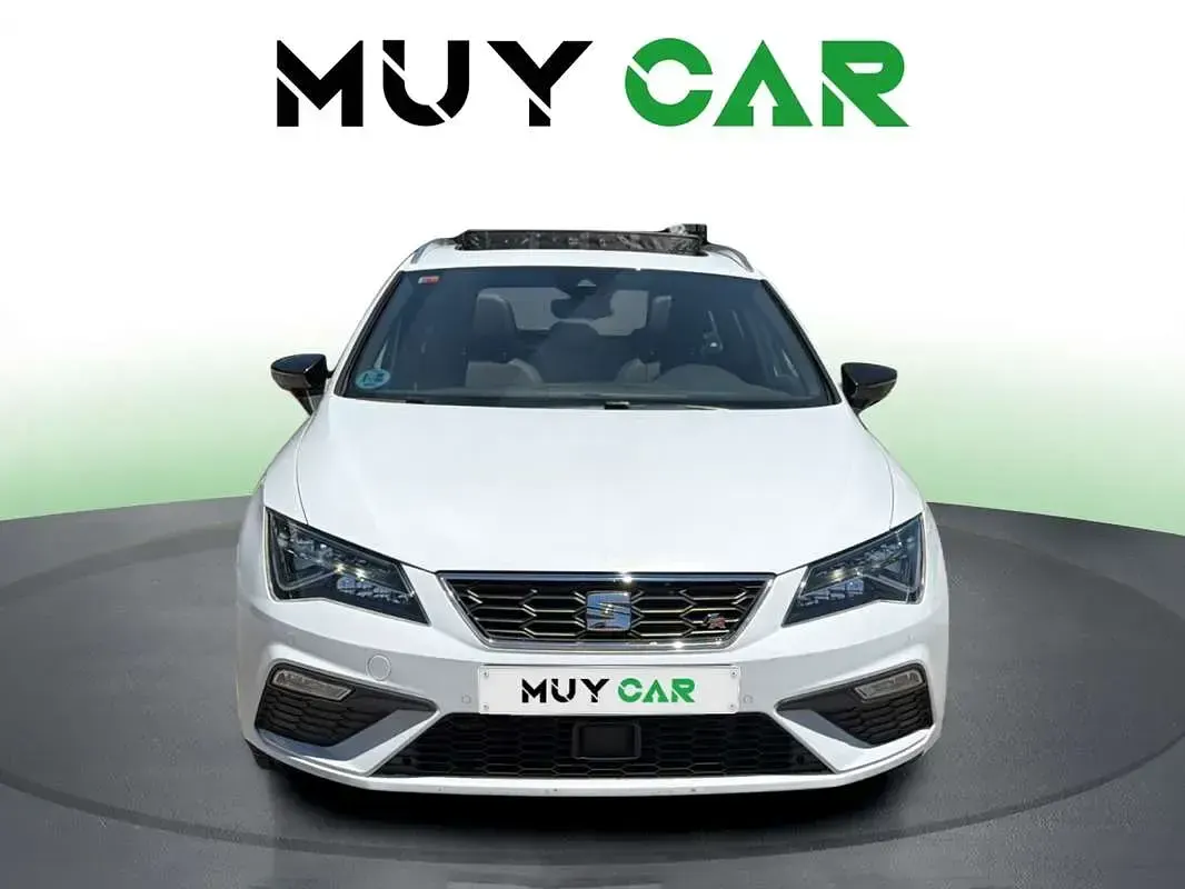 Usado Seat Leon ST FR 150 CV (110 kW) 2019 Blanco Familiar