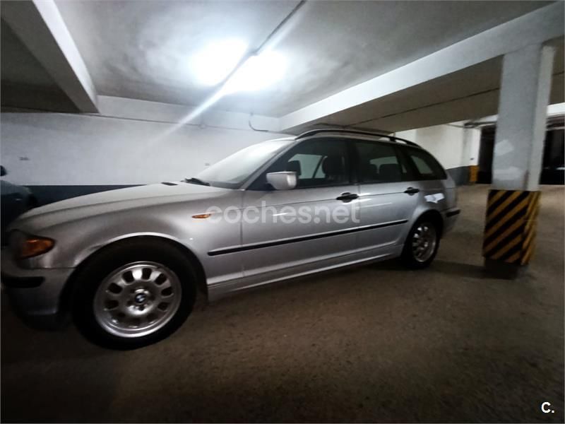 Gris / plata Usado 2003 BMW 320 Familiar | 3500 € (Precio justo) - Imagen 1/4