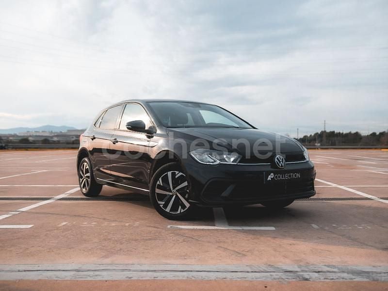 Negro Usado 2025 VW Polo Life Berlina | 20.200 € (Precio justo) - Imagen 1/4