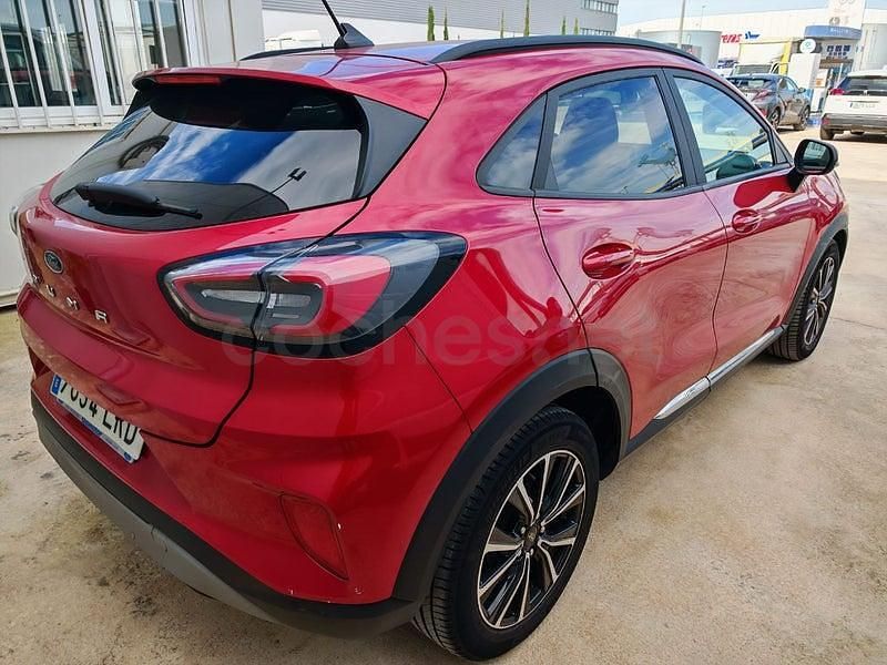 Usado Ford Puma Titanium 120 CV (88 kW) 2021 Rojo SUV