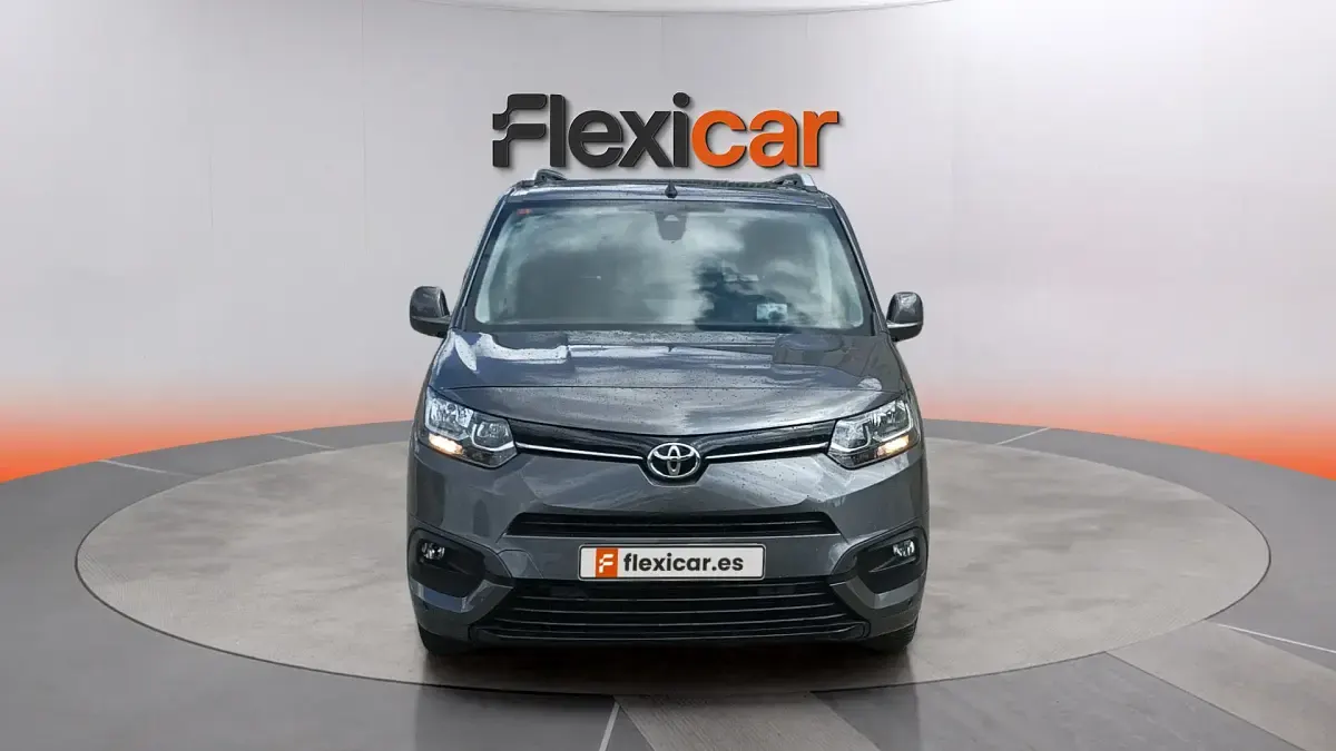 Usado Toyota Proace Verso Active 131 CV (96 kW) 2021 Marrón Familiar