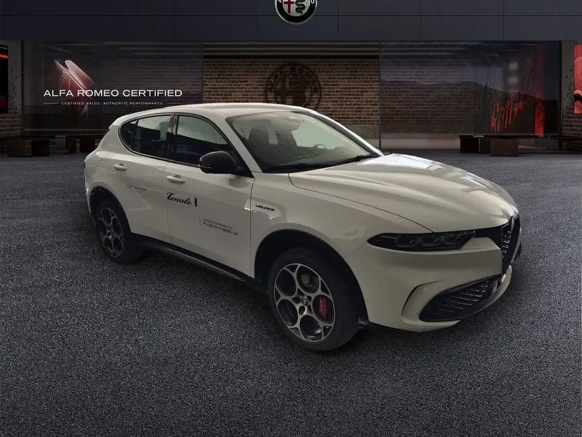 Usado Alfa Romeo Tonale Veloce 280 CV (205 kW) 2023 Blanco SUV