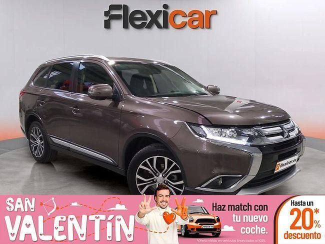 Usado Mitsubishi Outlander Motion 150 CV (110 kW) 2017 Marrón SUV