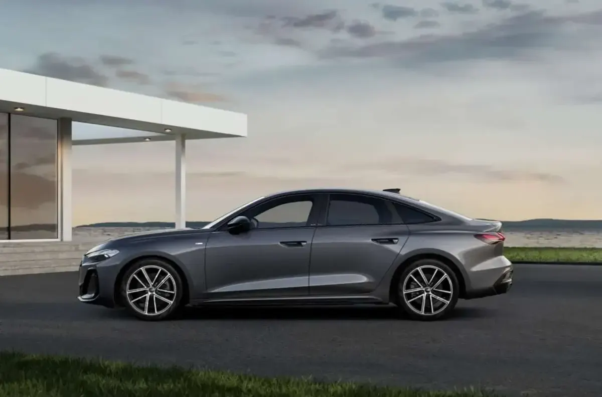 Nuevo Audi A5 Ambiente 204 CV (150 kW) 2026 Gris Berlina