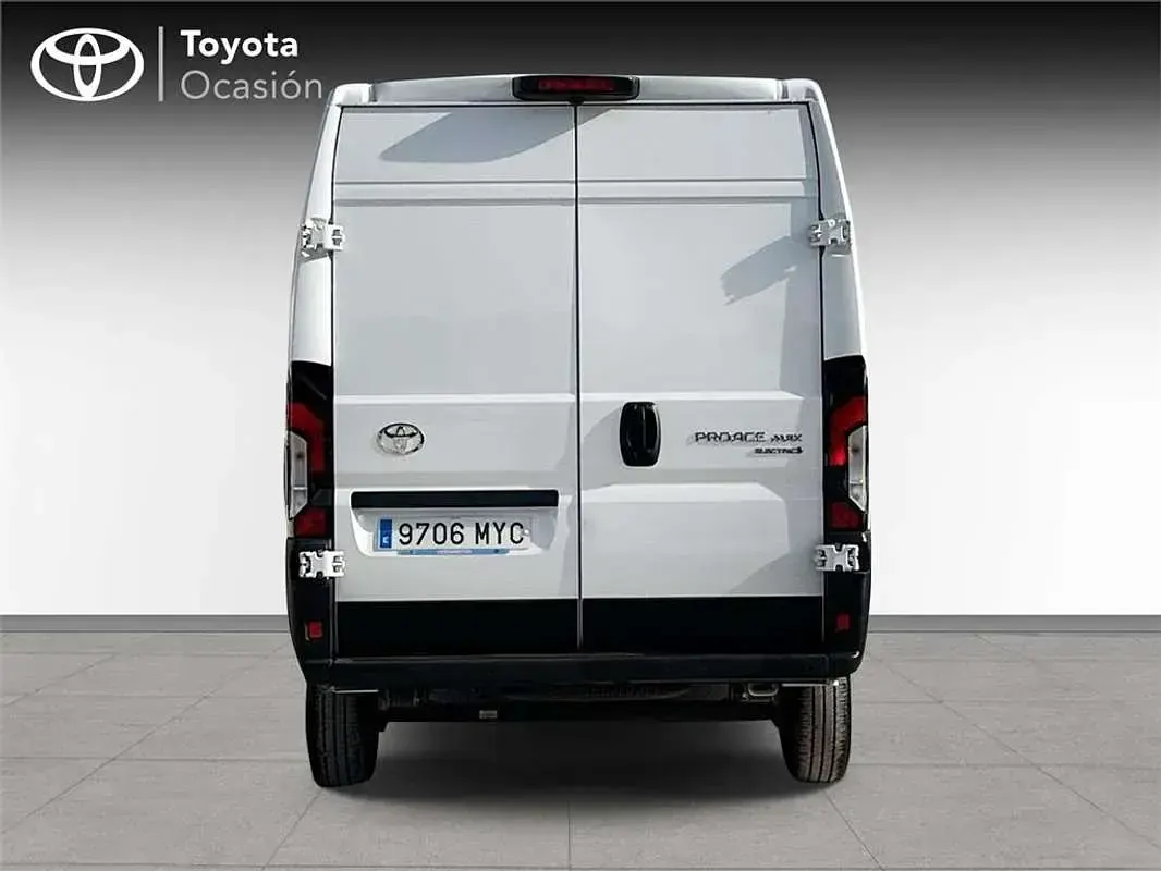 Usado Toyota Proace 200 kW (273 CV) 2025 Monovolumen